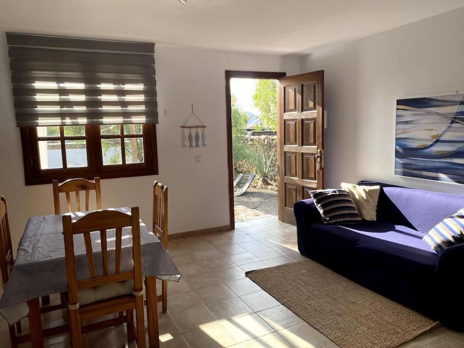 Orange House, Surf&Yoga Lajares Villa Екстериор снимка