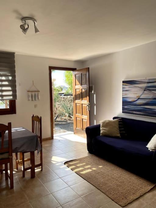 Orange House, Surf&Yoga Lajares Villa Екстериор снимка