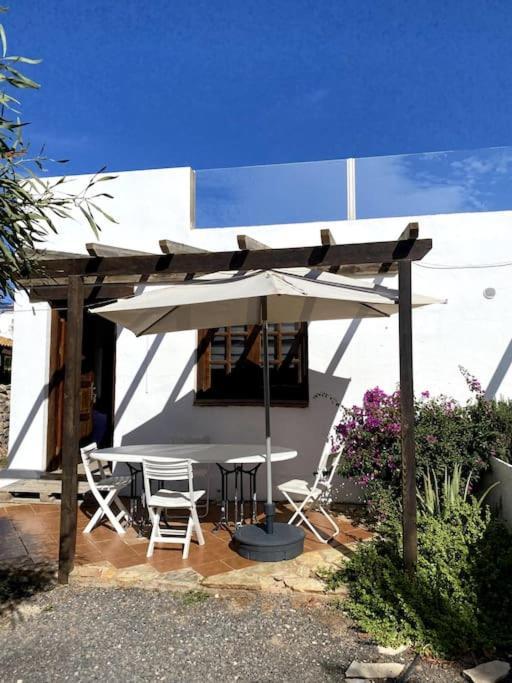 Orange House, Surf&Yoga Lajares Villa Екстериор снимка
