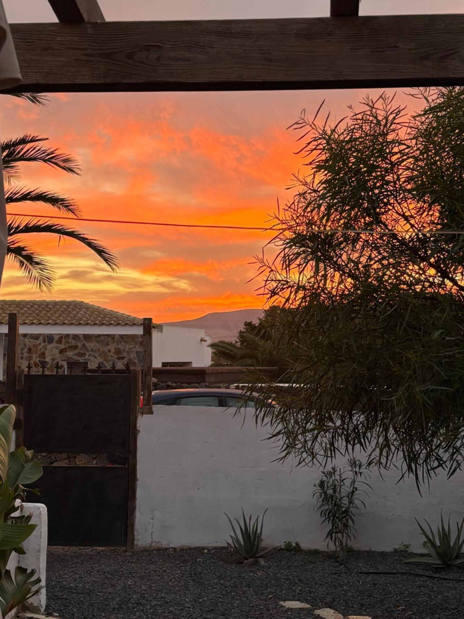 Orange House, Surf&Yoga Lajares Villa Екстериор снимка